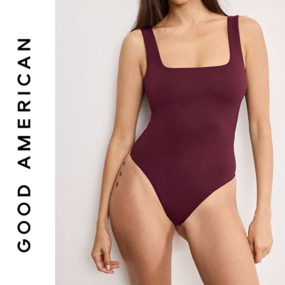 Good American Modern Tank Square Neck Contour Sculpting Thong Bodysuit in Brick - Picture 2 of 10